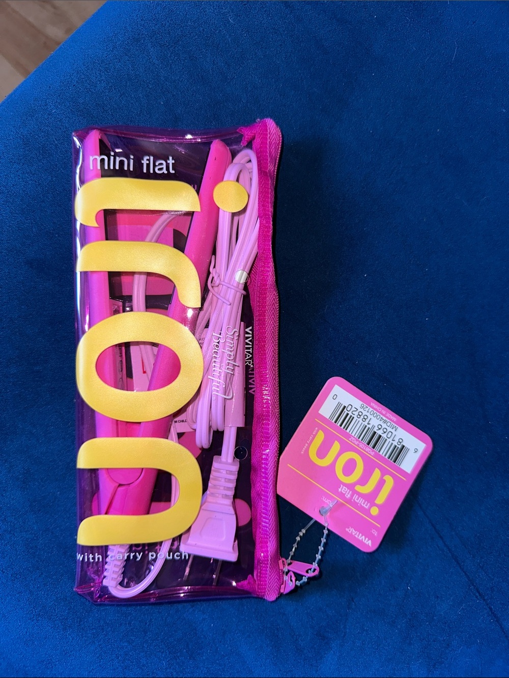 Mini Flat Iron Hair Straightener - Pink